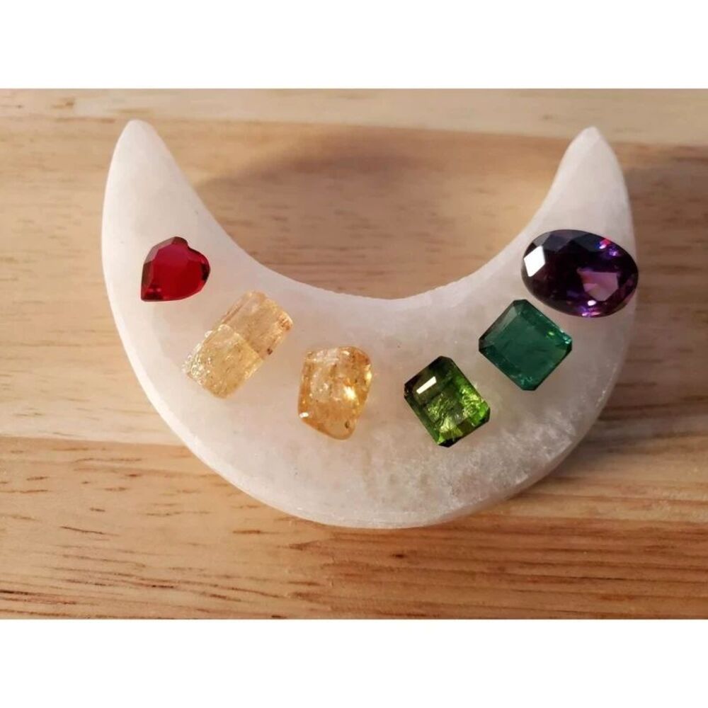 s one of a kind gemstone lot with some facets